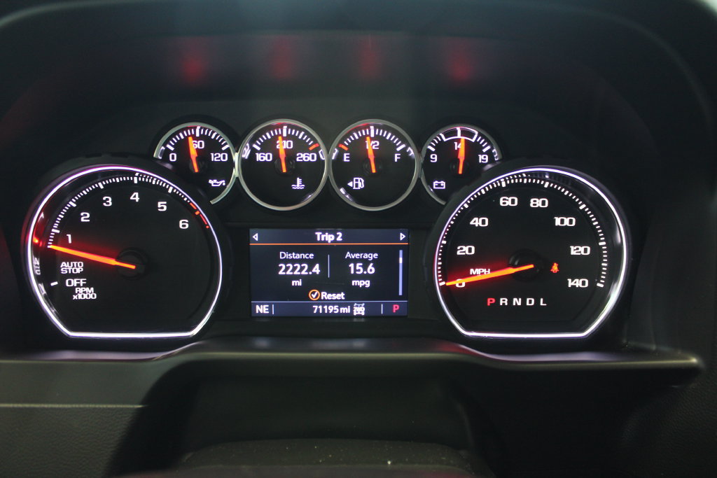 Used 2021 Chevrolet Silverado 1500 LT AWD/4WD image 16