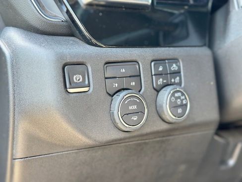 Used 2025 Chevrolet Silverado 2500 LT w/ Trail Boss Package AWD/4WD image 19
