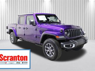 New 2026 Jeep Gladiator Sport video 1