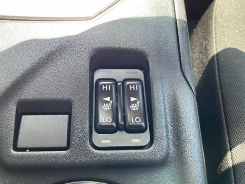 Used 2019 Subaru Impreza 2.0i Premium AWD/4WD image 17