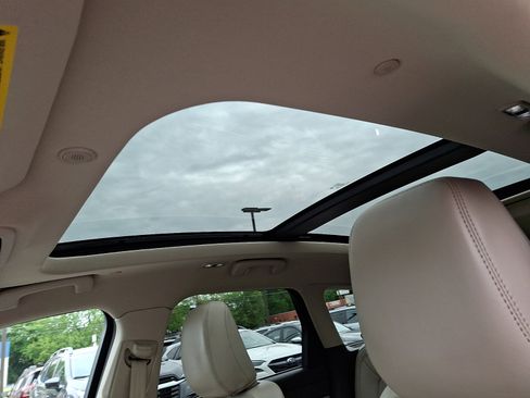 Certified 2022 Lincoln Corsair AWD w/ Premium Package image 15
