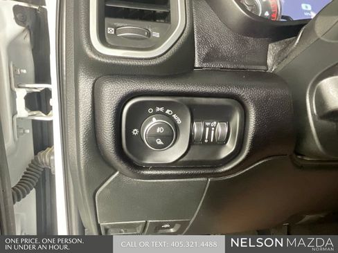 Used 2022 RAM 2500 Laramie w/ Body Color Bumper Group AWD/4WD image 43
