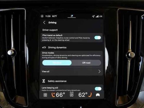 New 2026 Volvo V60 B5 Cross Country Plus w/ Climate Package image 16