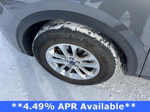 Used 2022 Ford Escape SE w/ Cold Weather Package image 24