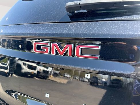 New 2026 GMC Acadia AT4 w/ Luxury Package AWD/4WD image 28