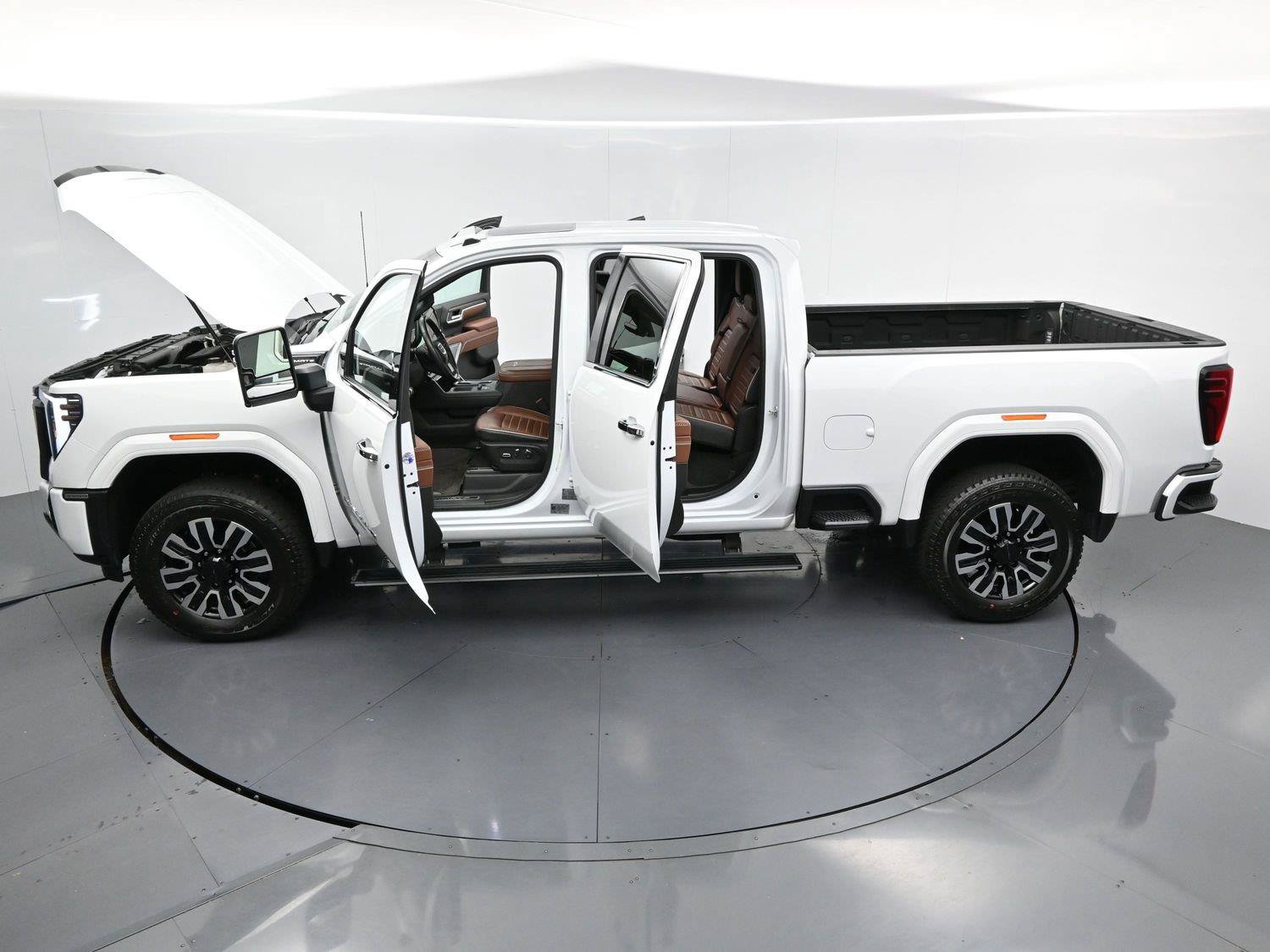 Used 2025 GMC Sierra 2500 Denali Ultimate AWD/4WD image 41