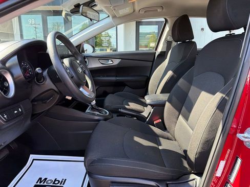 Certified 2021 Kia Forte LXS FWD image 23