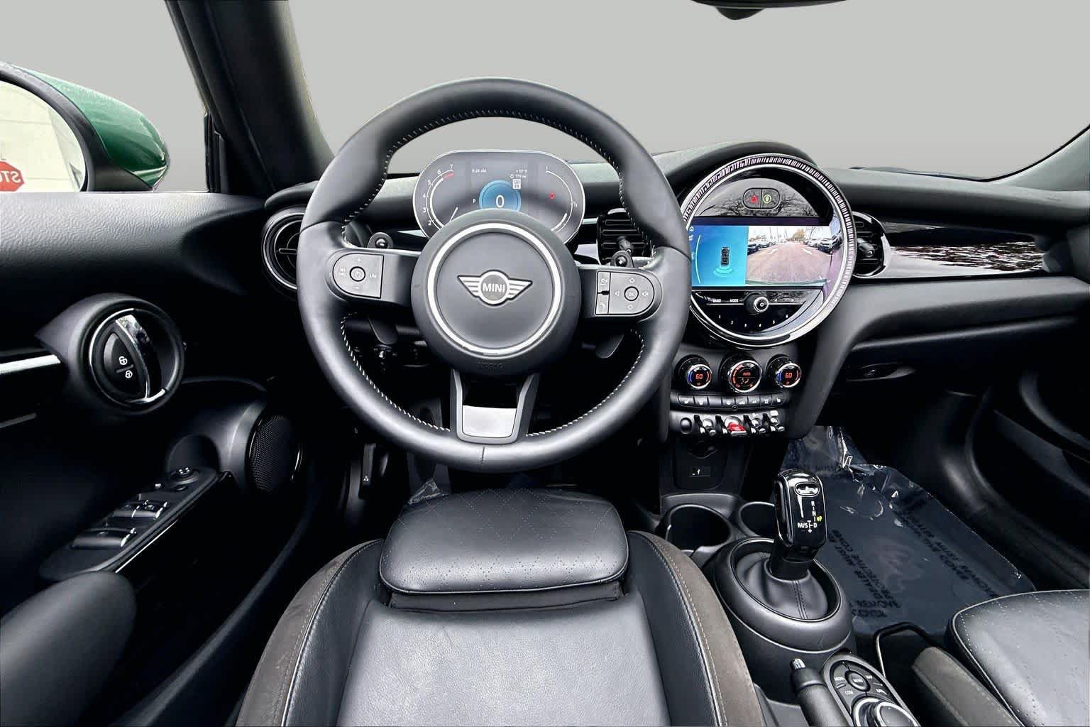 Used 2024 MINI Cooper S w/ Signature Upholstery Package FWD image 5