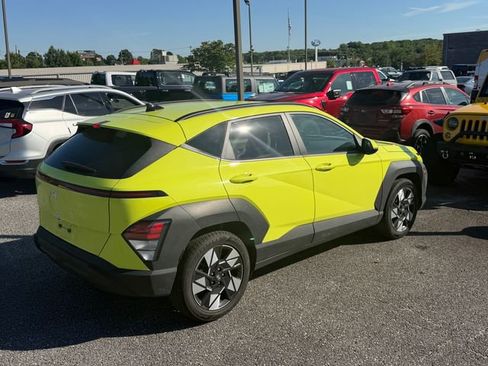 Used 2024 Hyundai Kona SEL FWD image 5