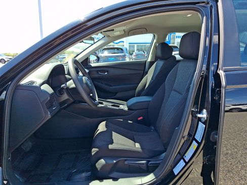 Used 2025 Honda Accord LX image 14