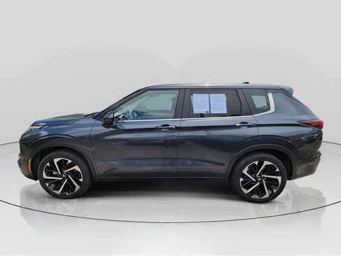 Used 2024 Mitsubishi Outlander SE Black Edition AWD/4WD image 4
