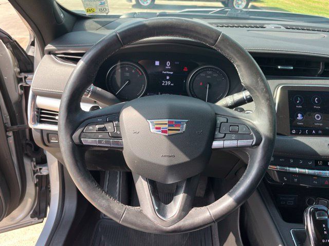 Used 2020 Cadillac XT4 Premium Luxury FWD image 15