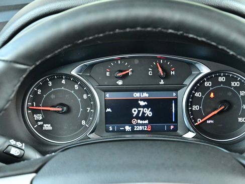 Used 2024 GMC Terrain SLT AWD/4WD image 23