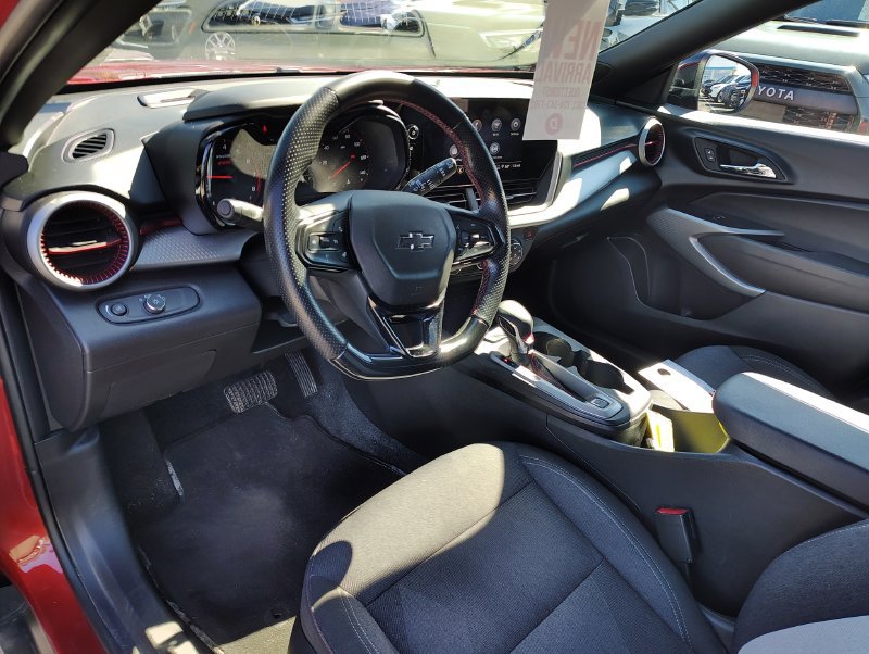 Used 2024 Chevrolet Trax RS w/ Sunroof Package FWD 360° Tour