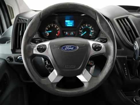 Used 2019 Ford Transit 250 130 Low Roof image 9