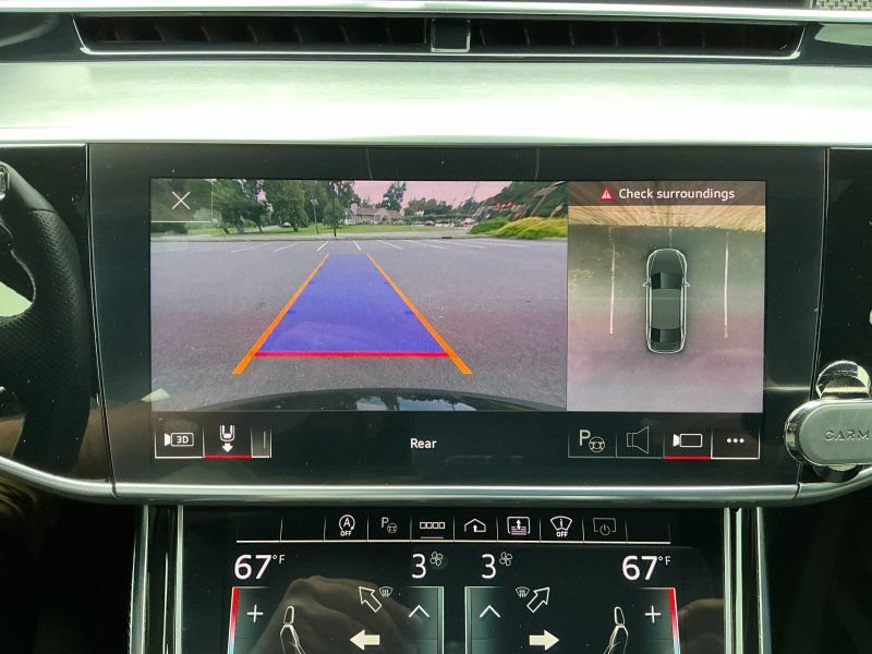 Used 2023 Audi S8 w/ S8 Comfort Plus Package AWD/4WD image 17
