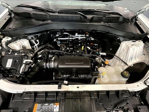 Used 2023 Ford Explorer XLT w/ Equipment Group 202A image 28