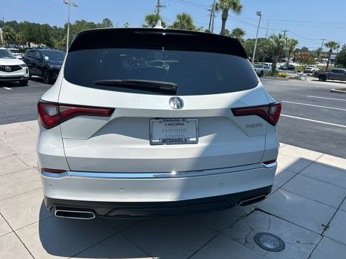 Certified 2024 Acura MDX FWD w/ Technology Package image 6