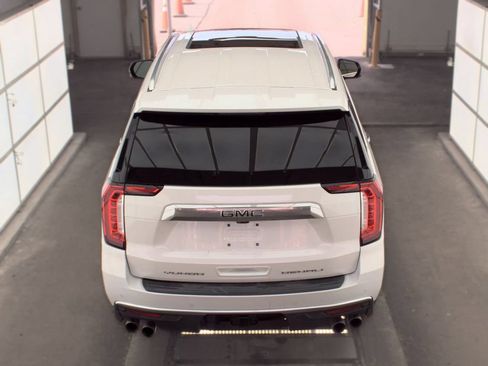 Used 2021 GMC Yukon Denali w/ Denali Premium Package AWD/4WD image 6