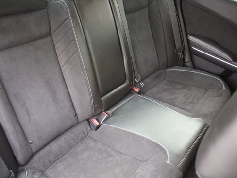 Used 2018 Dodge Charger SRT w/ Harman/Kardon Audio Group image 31