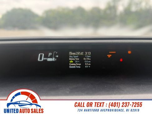 Used 2015 Toyota Prius C Two w/ Preferred Accessory Package FWD image 13
