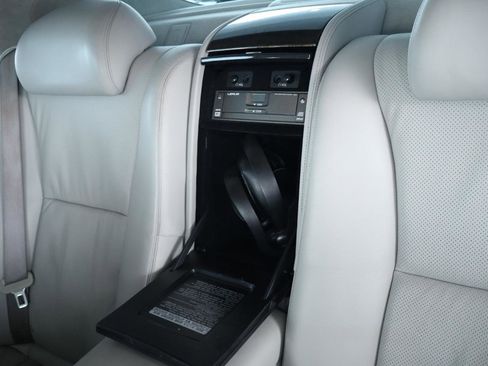 Used 2007 Lexus LS 460 L RWD image 33