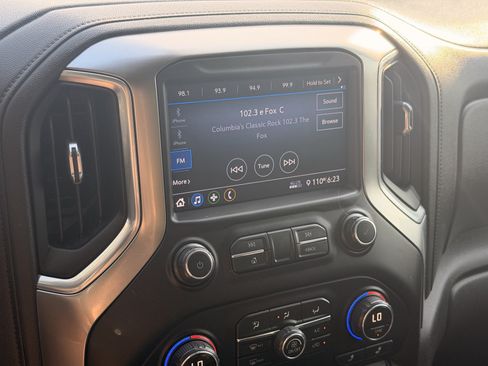 Used 2019 Chevrolet Silverado 1500 LT w/ All-Star Edition AWD/4WD image 23