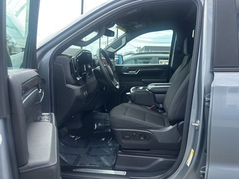 Used 2024 Chevrolet Silverado 1500 LT image 12