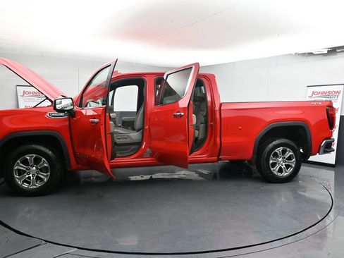 Used 2021 GMC Sierra 1500 SLT w/ SLT Convenience Package image 48