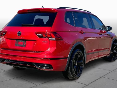 Used 2024 Volkswagen Tiguan SE R-Line image 13