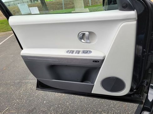 Certified 2024 Hyundai Ioniq 5 Limited RWD image 25
