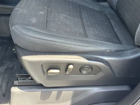 Used 2024 Chevrolet Silverado 2500 LT w/ Convenience Package AWD/4WD image 18