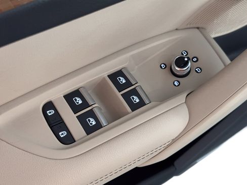 Used 2023 Audi Q5 e Premium Plus w/ Premium Plus Package image 15