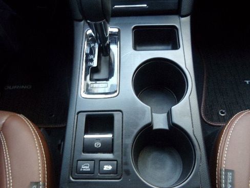 Used 2019 Subaru Outback 2.5i Touring w/ Popular Package #3A image 15