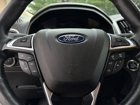 Used 2023 Ford Edge SEL AWD/4WD image 15