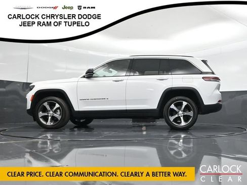 Used 2023 Jeep Grand Cherokee Limited AWD/4WD image 54