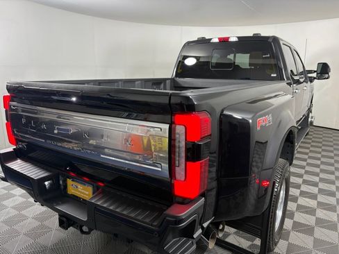 Certified 2024 Ford F350 Platinum image 7