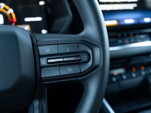 New 2026 Chevrolet Colorado W/T image 19