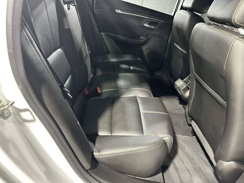Used 2017 Chevrolet Impala LT w/ Leather Package FWD image 34