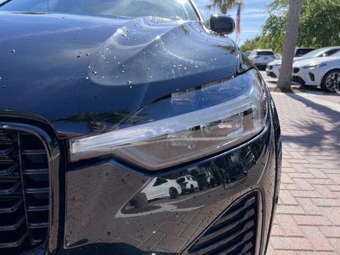 Used 2023 Volvo XC60 B5 Ultimate w/ Climate Package image 6