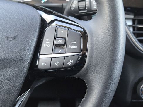 Used 2022 Ford Escape SE w/ Cold Weather Package image 27