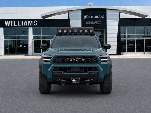 Used 2025 Toyota 4Runner Trailhunter AWD/4WD image 2
