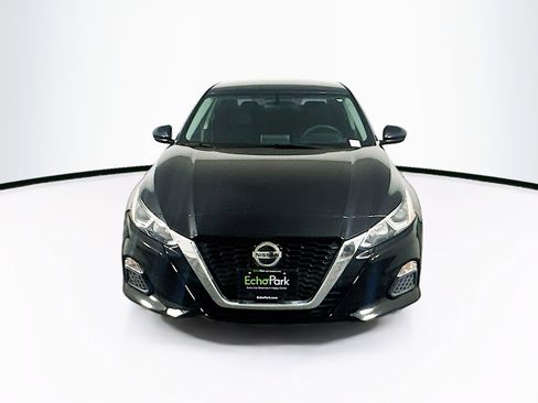 Used 2019 Nissan Altima 2.5 S image 2