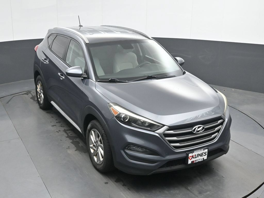 Used 2017 Hyundai Tucson SE w/ SE Popular Package 02 FWD image 33