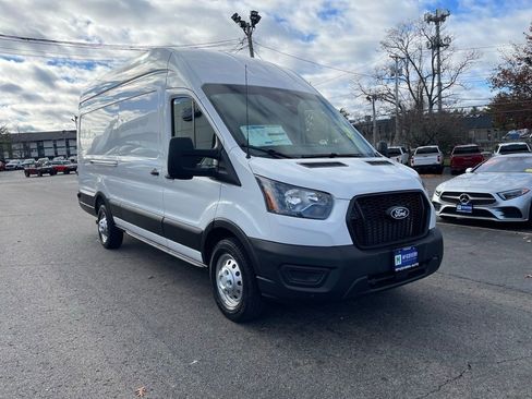 New 2026 Ford Transit 250 148 Medium Roof w/ Exterior Upgrade Package image 7