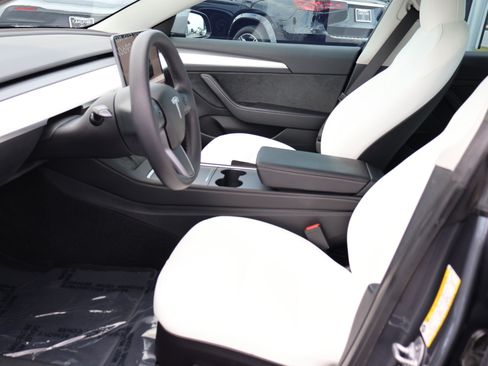 Used 2023 Tesla Model 3 Long Range AWD/4WD image 10