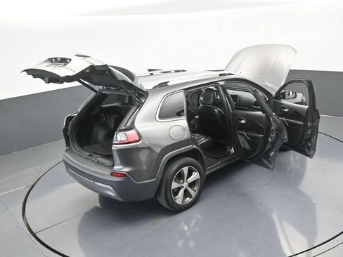 Used 2019 Jeep Cherokee Limited FWD image 66