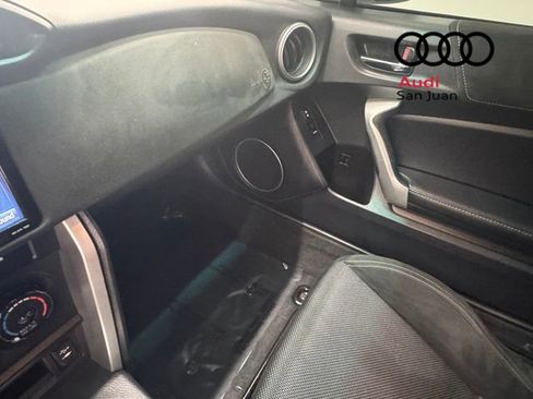 Used 2017 Toyota 86 RWD image 36