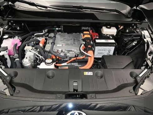 Used 2026 Toyota bZ FWD image 17