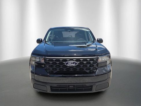 Used 2025 Ford Maverick XL w/ Equipment Group 102A AWD/4WD image 8